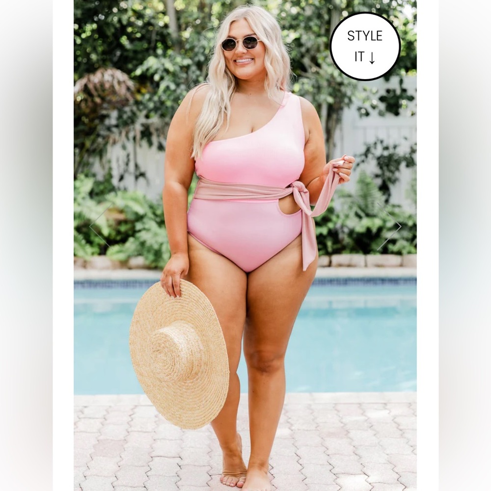 🎉 HP 🎉 SOAKING UP THE SUN PINK ONE PIECE SWIMSUIT